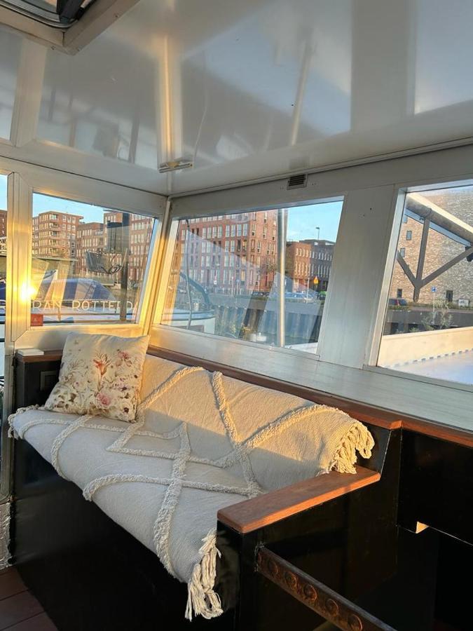 Wheelhouse Euphrate Houseboat Bed & Breakfast Diemen Exterior photo
