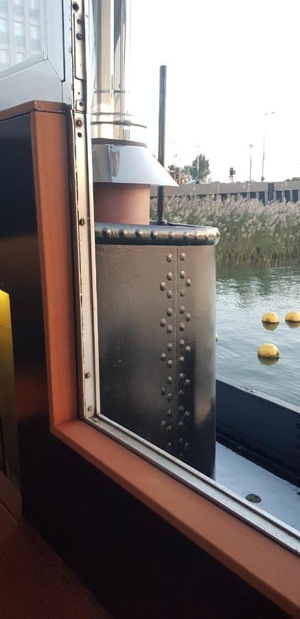 Wheelhouse Euphrate Houseboat Bed & Breakfast Diemen Exterior photo